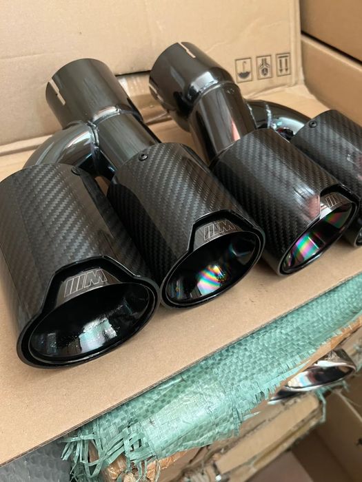 ornamente dedicate BMW G30 G31 tobe Tips Akrapovic black glos  sport duble BMW AUDI PORSCHE X5 X6 G30 G20 G05 G06 Mercedes X3 X4 universale auto
