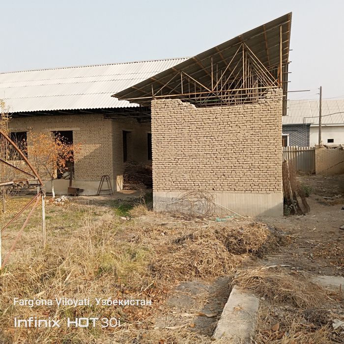 Xovli uy sotiladi Tayyor chek 10 sotik 5 xona