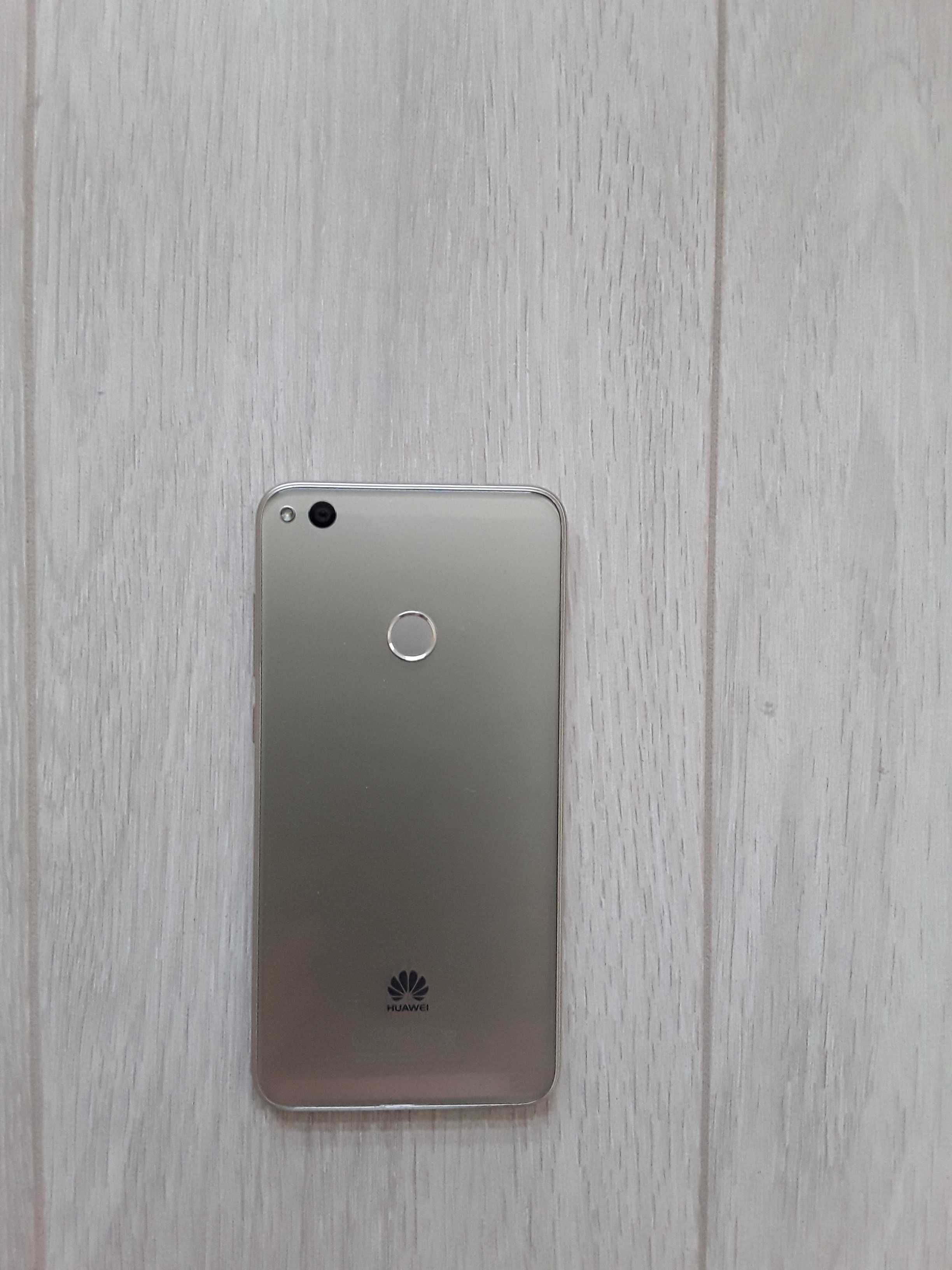 Продавам Huawei p9 lite