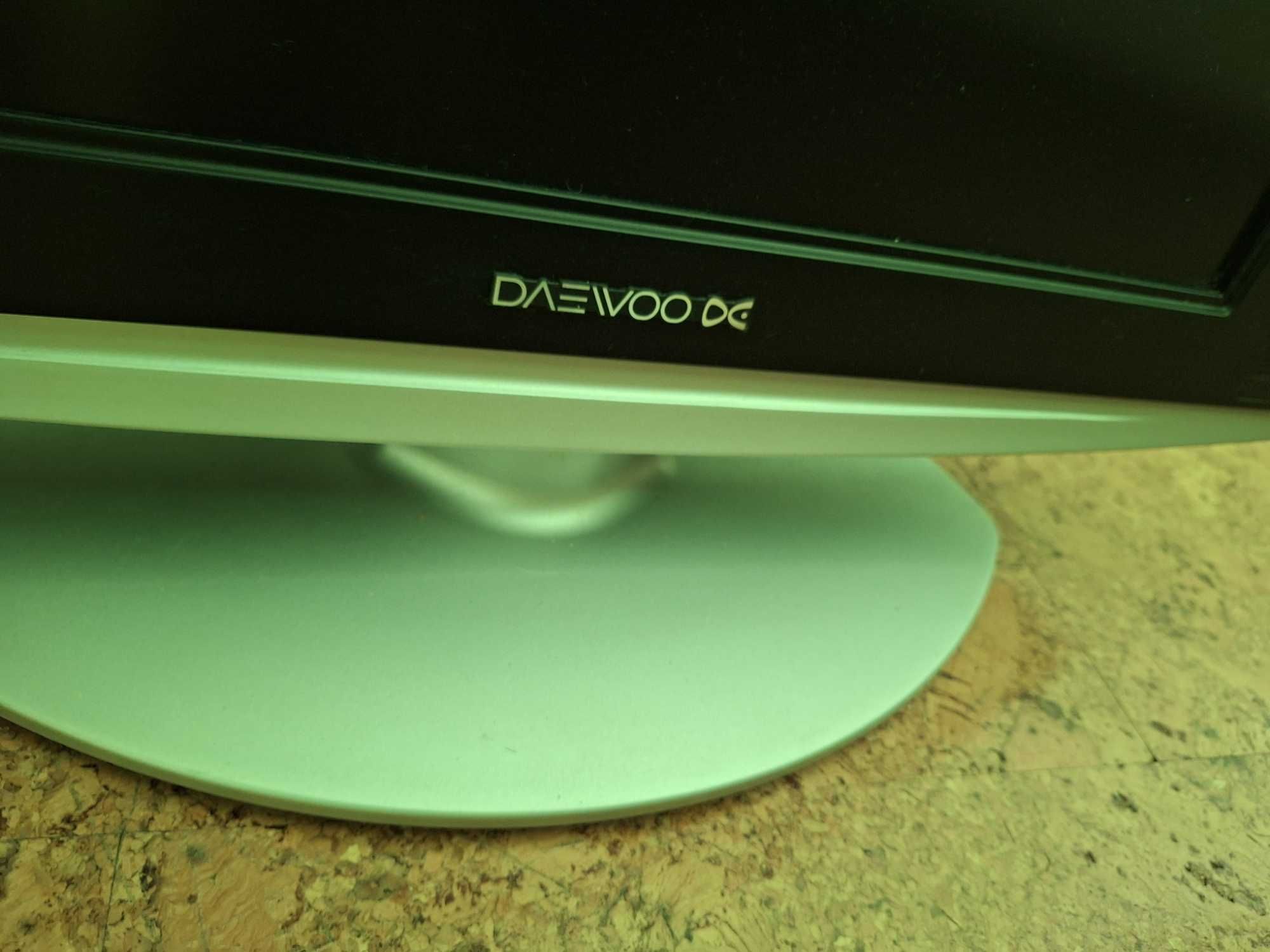 Нов телевизор DAEWOO DLP-20D7