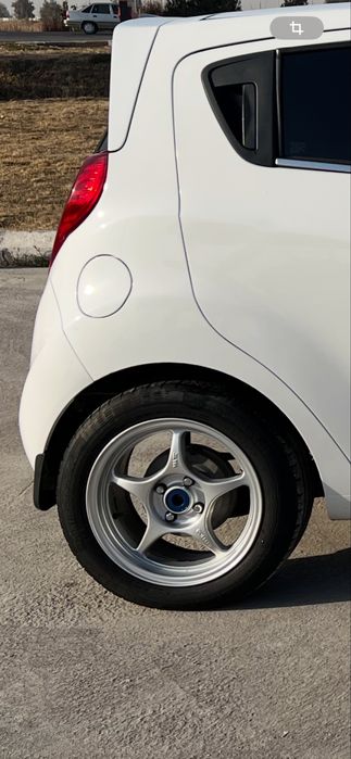 Сотилади спортивный диска Enkei Racing R15