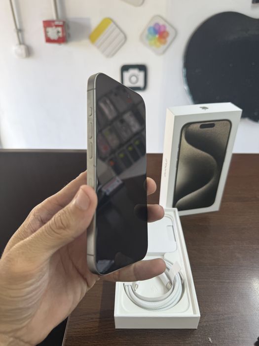 Vand Iphone 15 Pro 128Gb Full box