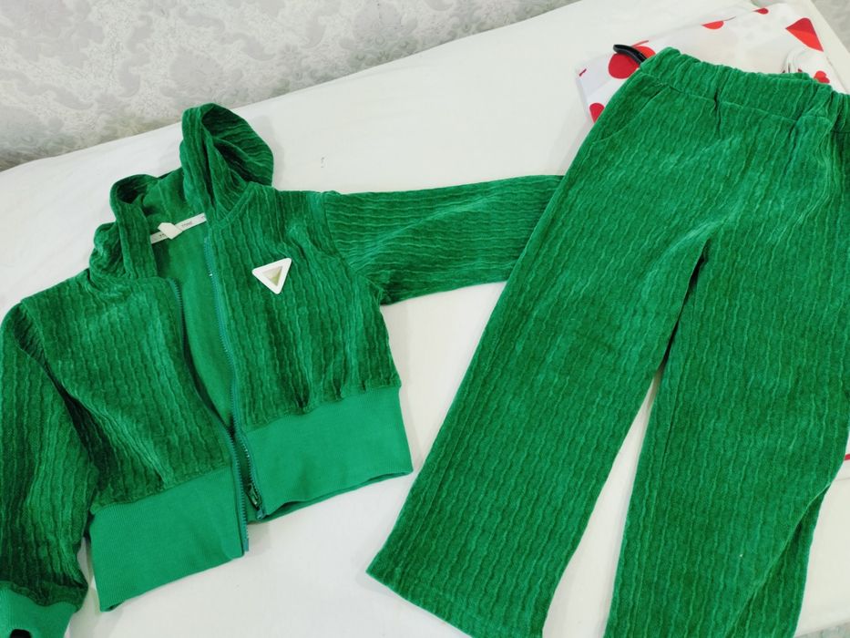 Продам одежда 5-6-7лет