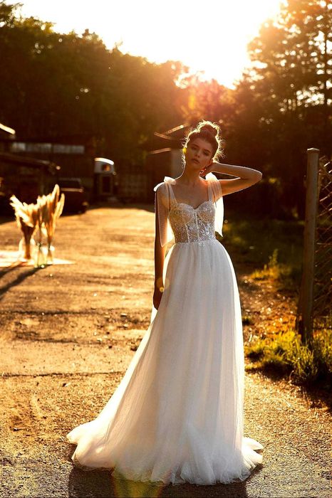 Rochii NOI de mireasa Aria Bride