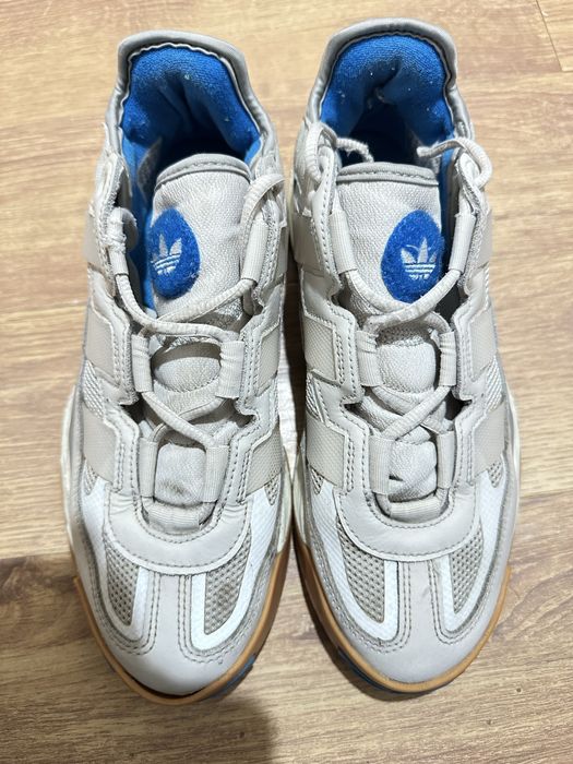 Маратонки adidas