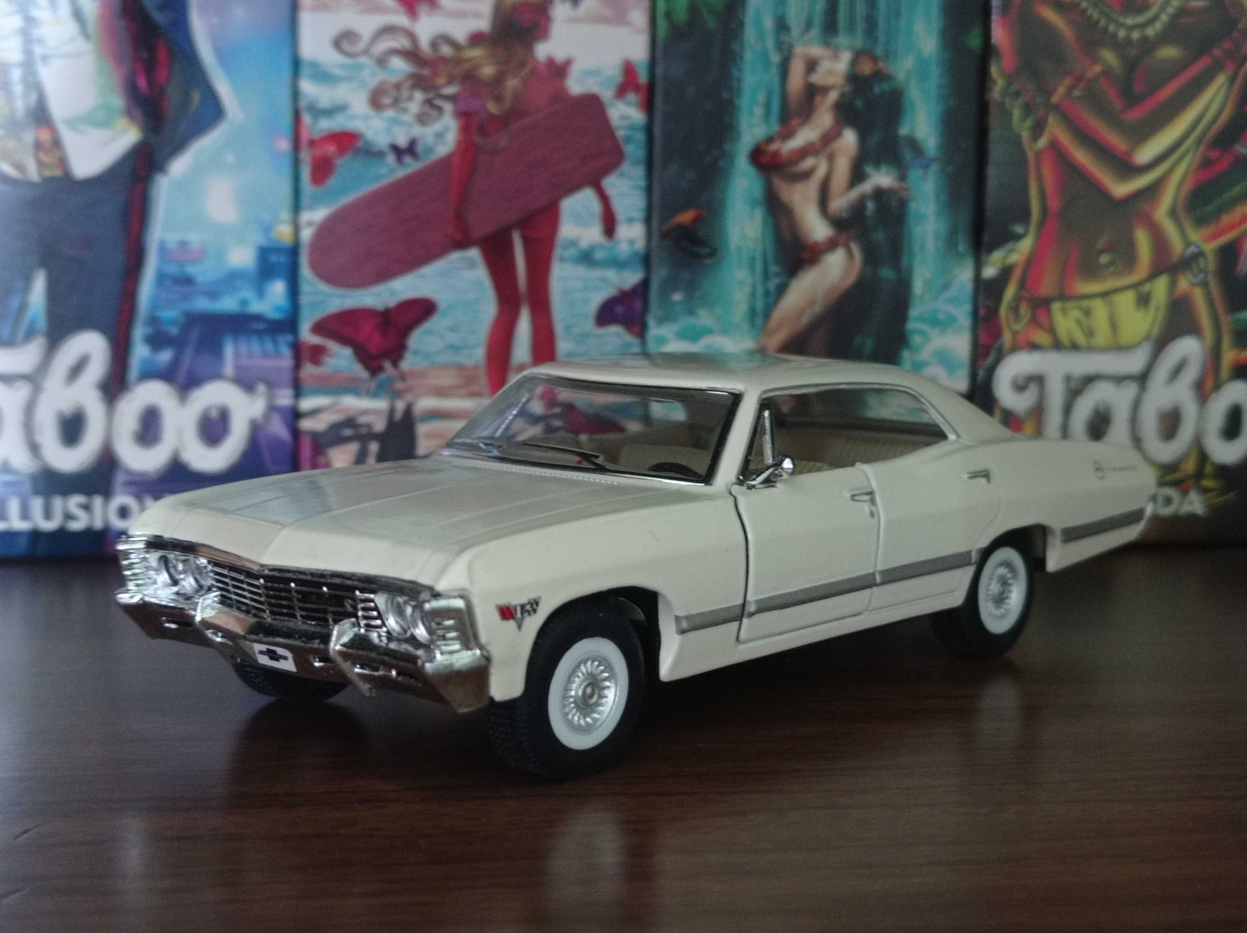 Коллекционная модель Chevrolet Impala, масштаб 1:43