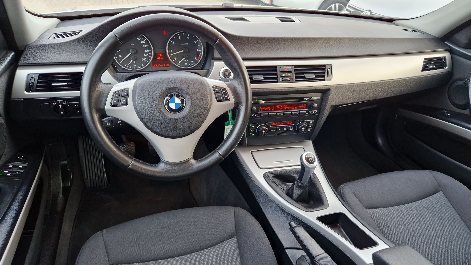 Vand BMW 318 Impecabil RATE Import Germania