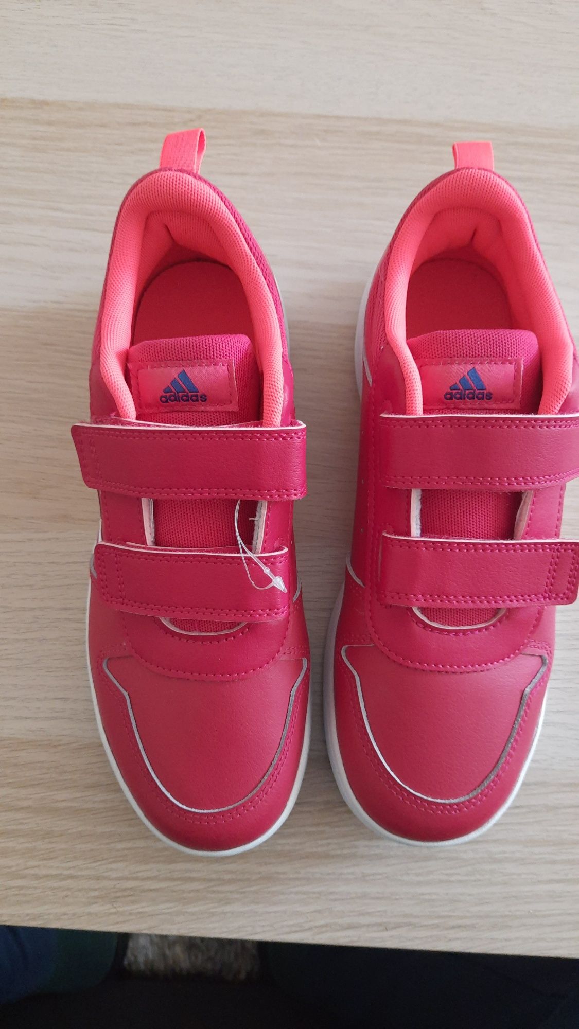 Adidas Tensaur C  размер 36 2/3