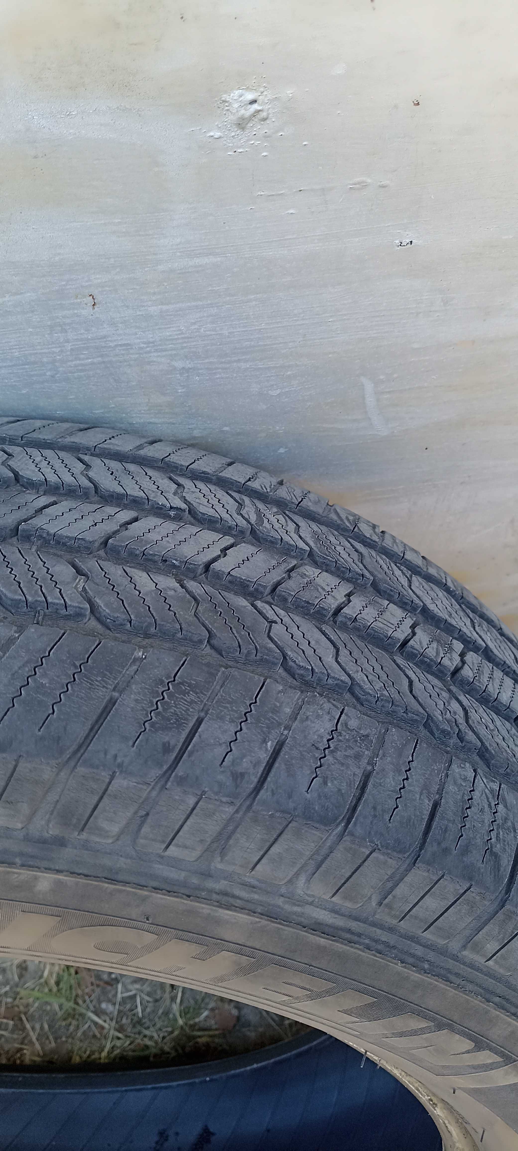 4 броя Гуми 275/55/20