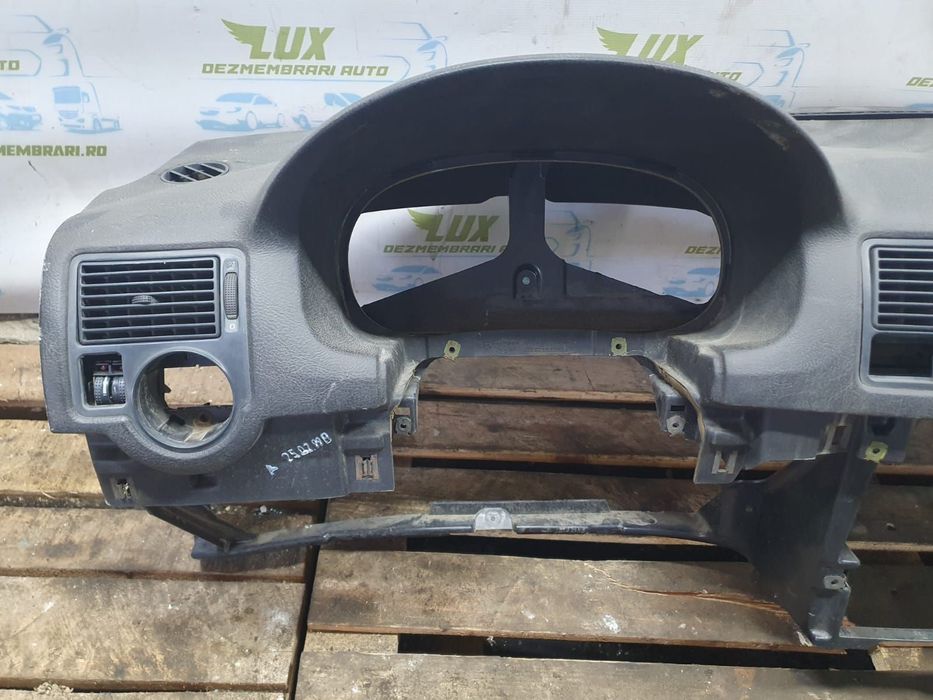 Plansa bord 1j1857003e Volkswagen VW Golf 4  [din 1997 pana  2006]