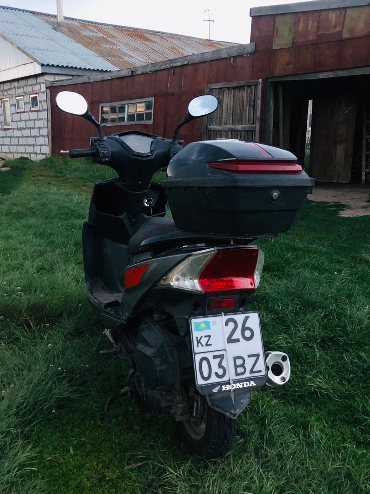 Скутер.125куб,зарегистрирован