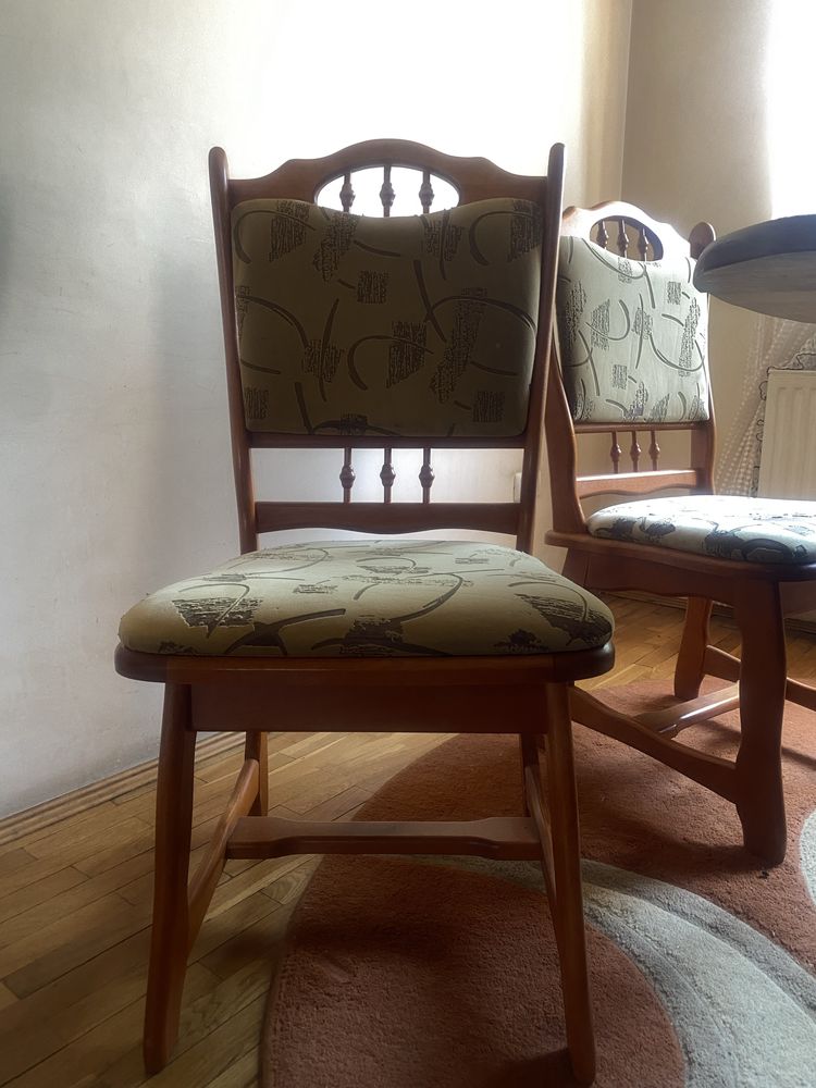 vand masa de bucatarie cu scaune