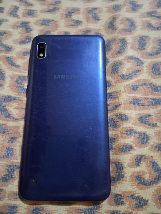 Телефон samsung galaksi A 10