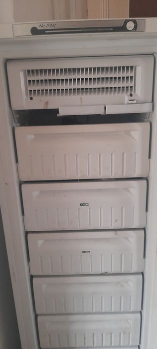 INDESIT холодилник