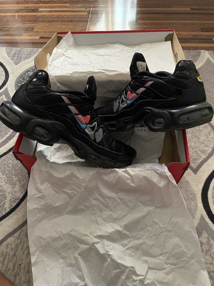 Nike Air Max Plus - Crimson / Blue / White - 42 номер