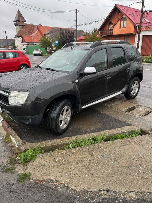 Dacia duster 2011