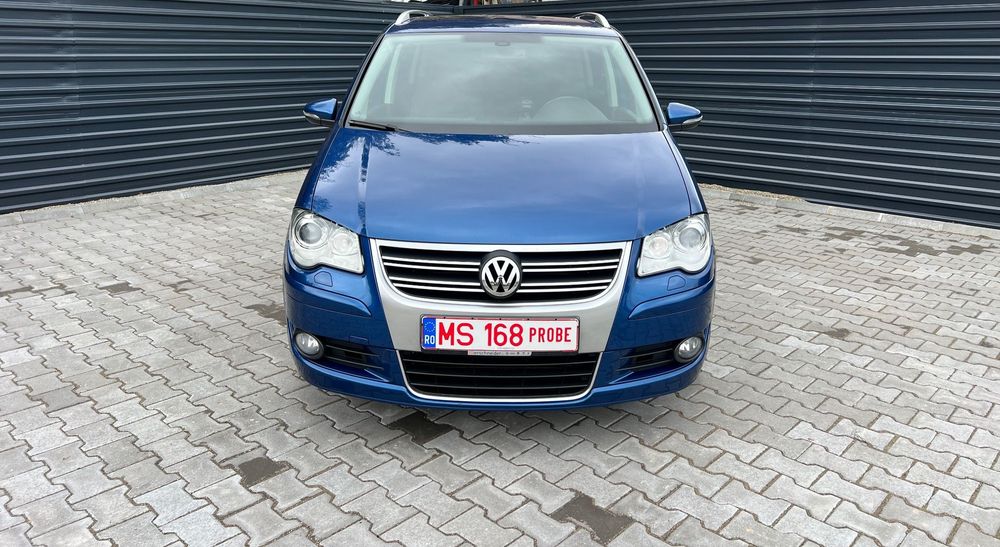 Volkswagen Touran Vw Touran R Line Edition