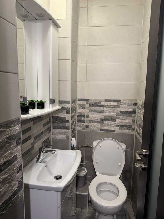 Proprietar inchiriez apart cu 3 cam  BIG / Pitesti Shopping Park