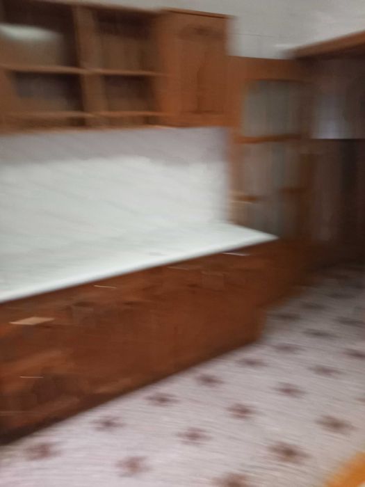 Inchiriez apartament cu trei camere în Onesti