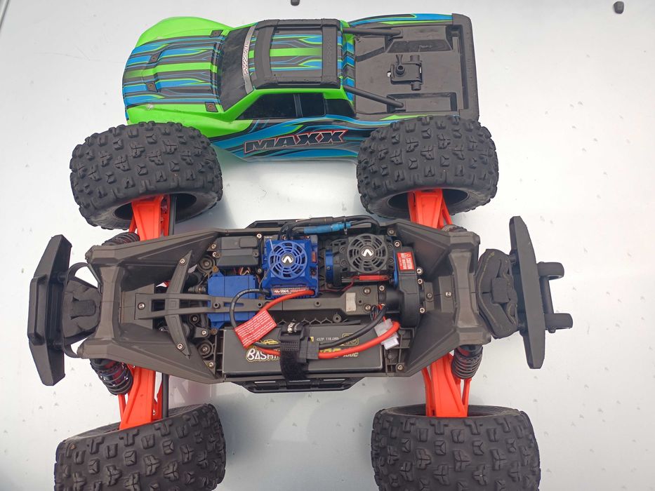 Traxxas Maxx V2 4S TSM VXL,-  Wide Maxx !