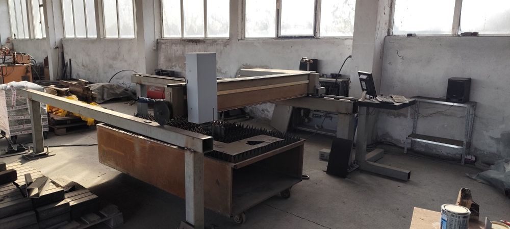 Машина с CNC управление за плазма или газорезка