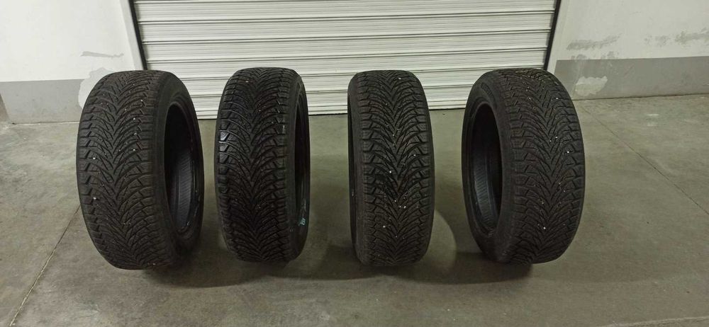 4 бр. Всесезонни гуми  104V XL-AU39 AUSTONE SP40 235/55/18, гуми