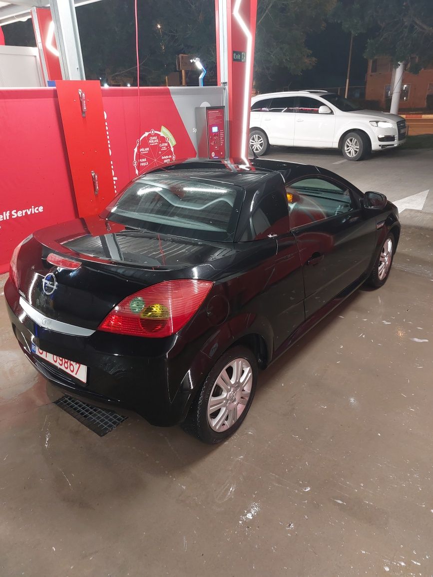 Opel Tigra Cabrio 1.4 piese an 2008