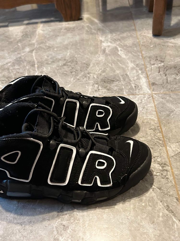 Vand nike uptempo 39 aproape noi