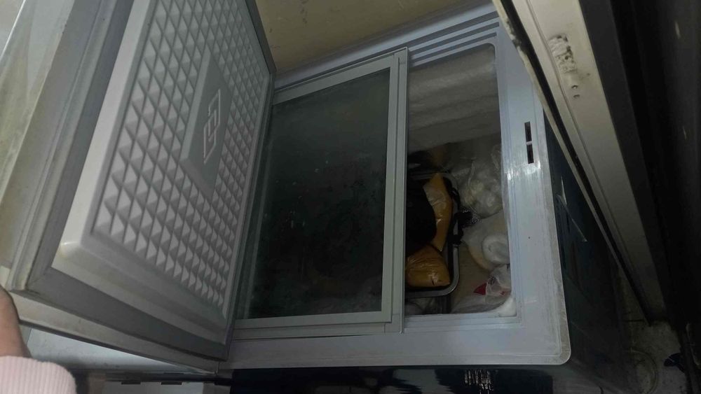 Продаю морозильная камера (гроб)