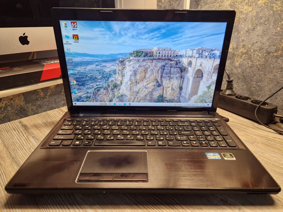 Ноутбук Lenovo G580 Corei5