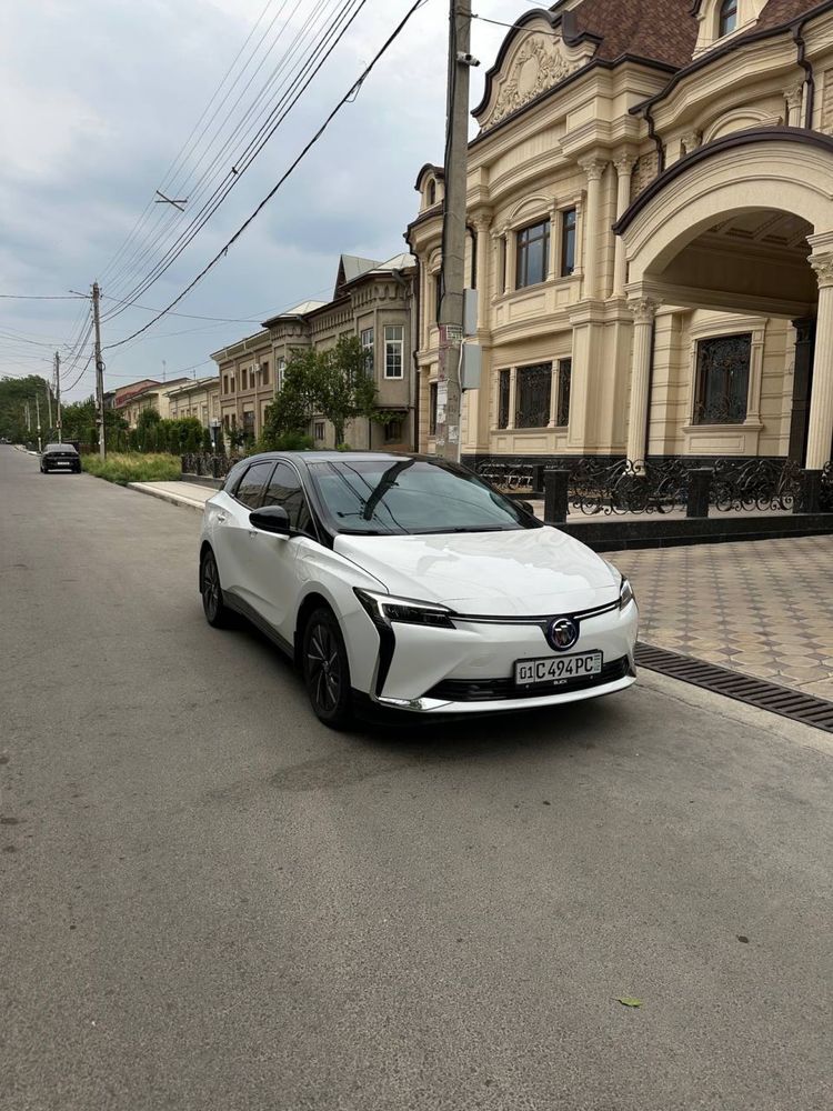 Velite 6 elektromobile