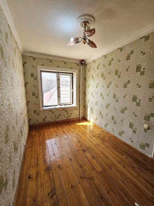 Арендага 3 хона 3 этаж Микрорайонда жойлашган Оилага.Агентство