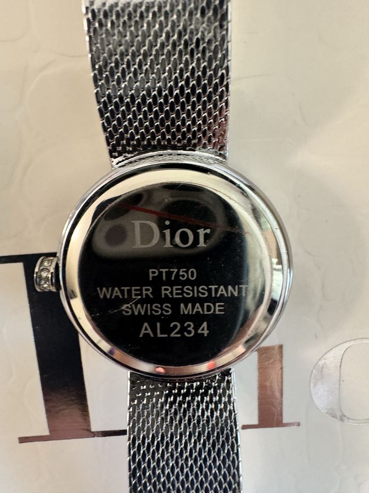Дамски часовник Dior