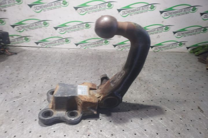 Carlig remorca A 1633150020 Mercedes-Benz ML W163