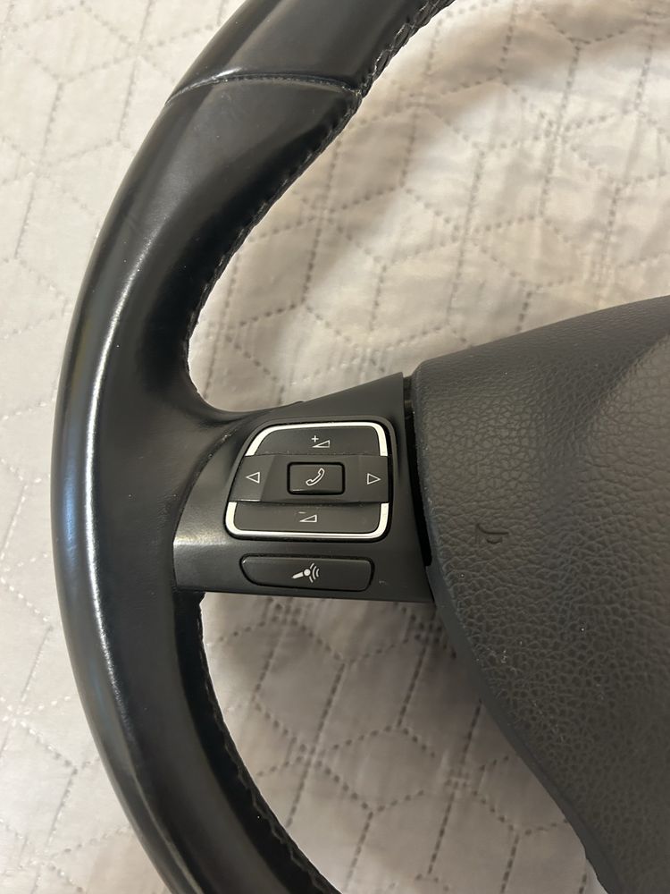 Мултиволан Vw golf 6