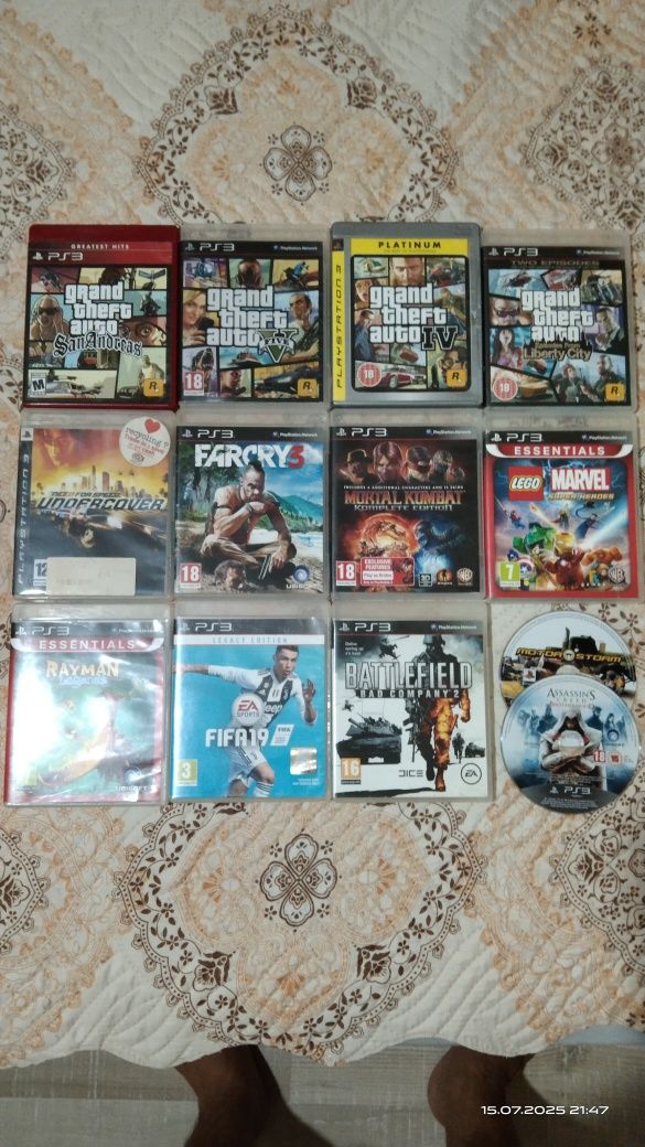Playstation3 комплект с 13 игри