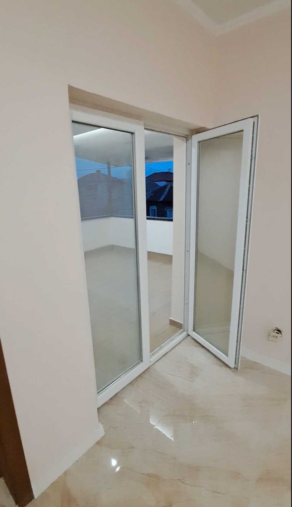 Продава се Етаж от къща в Пазарджик, Запад - 96 кв.м за 1204 €/кв.м - Снимка #12