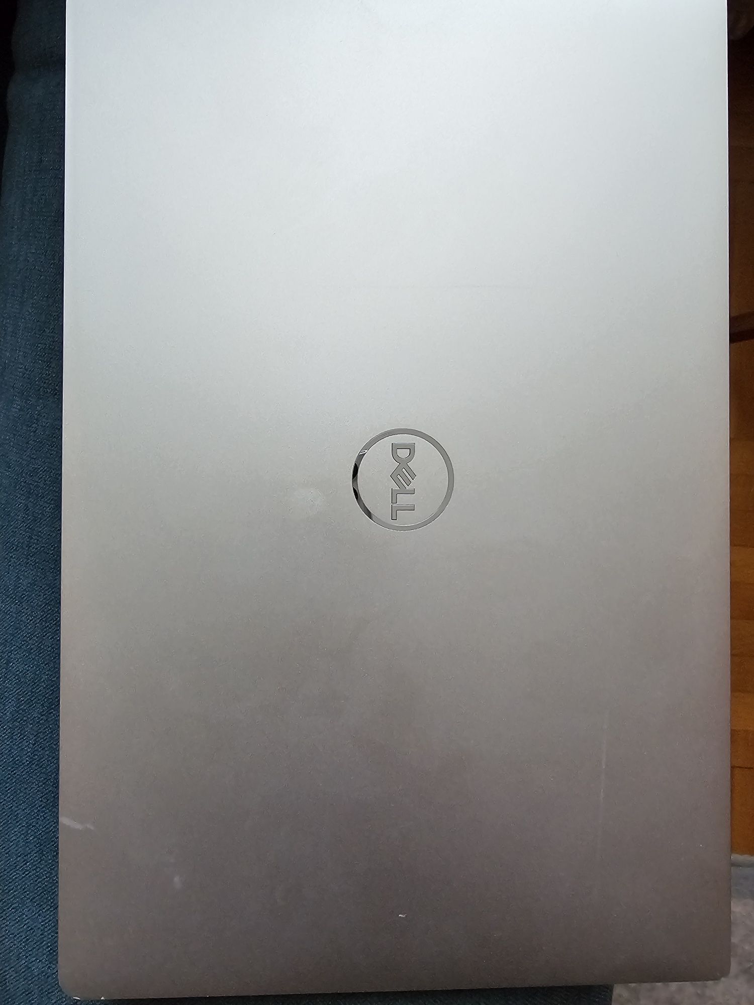 Лаптоп Dell XPS 13 9370, i5-8250U, 8Gb ram, 256Gb ssd