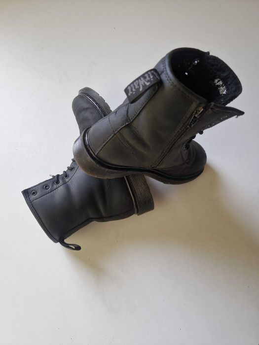 Dr. Martens оригинални обувки