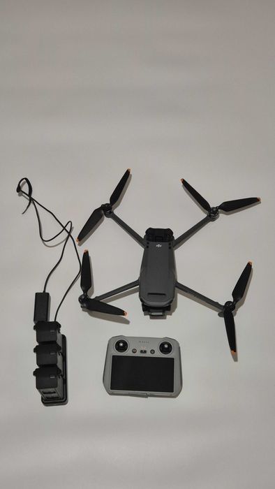 Dji mavic 3 clasic fly more combo