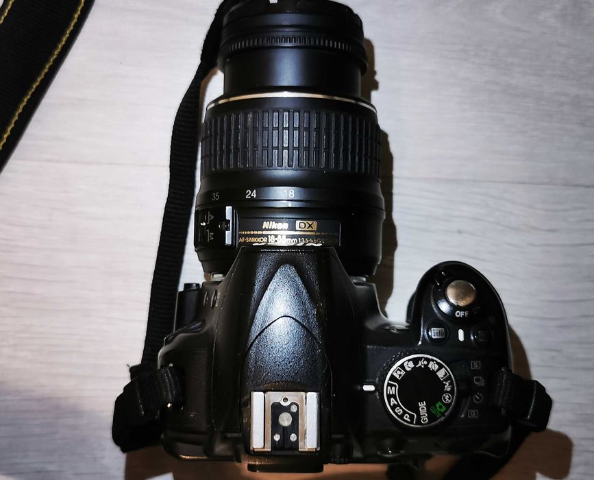 Aparat Nikon D3100 + obiectiv nou Nikon DX 18-55mm
