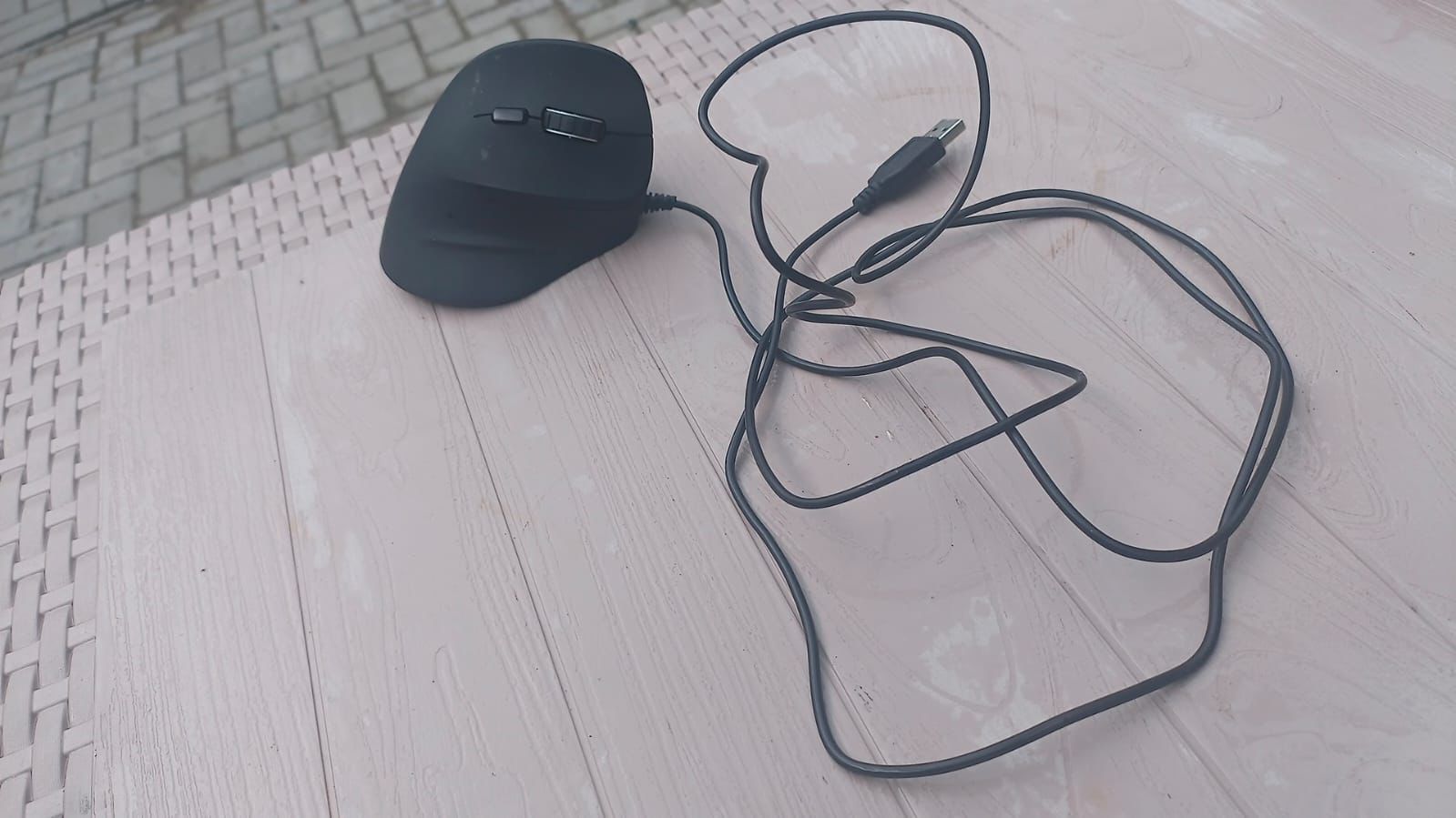Accesorii monitor și tastatura și mai multe accesorii