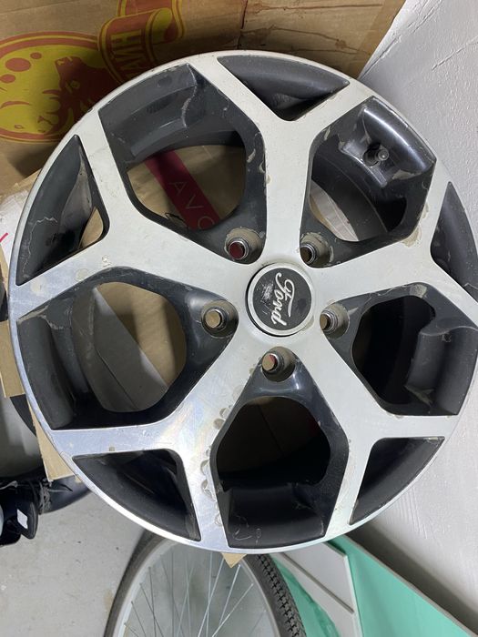 Продам диски Форд Фокус 2