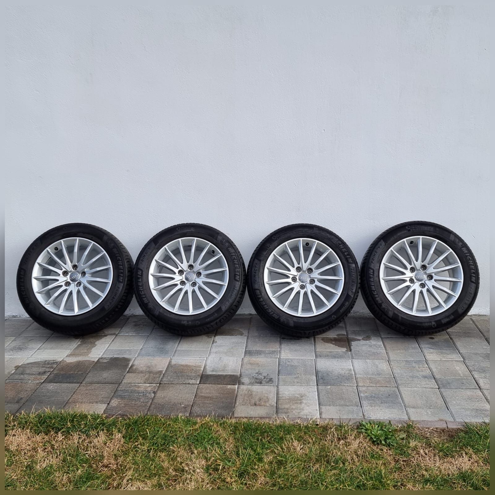 Jante originale 17"Audi a4 a5 Cauciucuri vară ET29 Import Germany