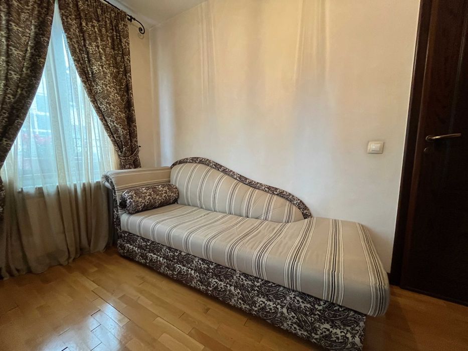 Ретро диван-легло лежанка отоманка