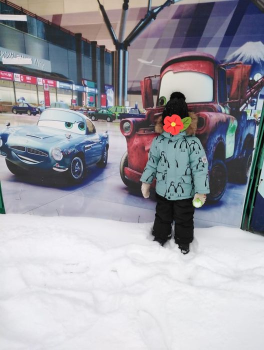 продам комбинезон куртка+ штаны на лямках