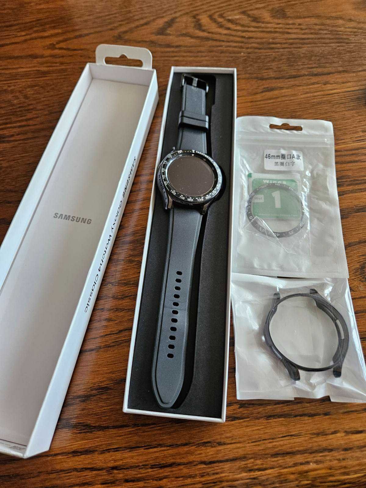 Samsung Galaxy Watch 4 classic в перфектно състояние