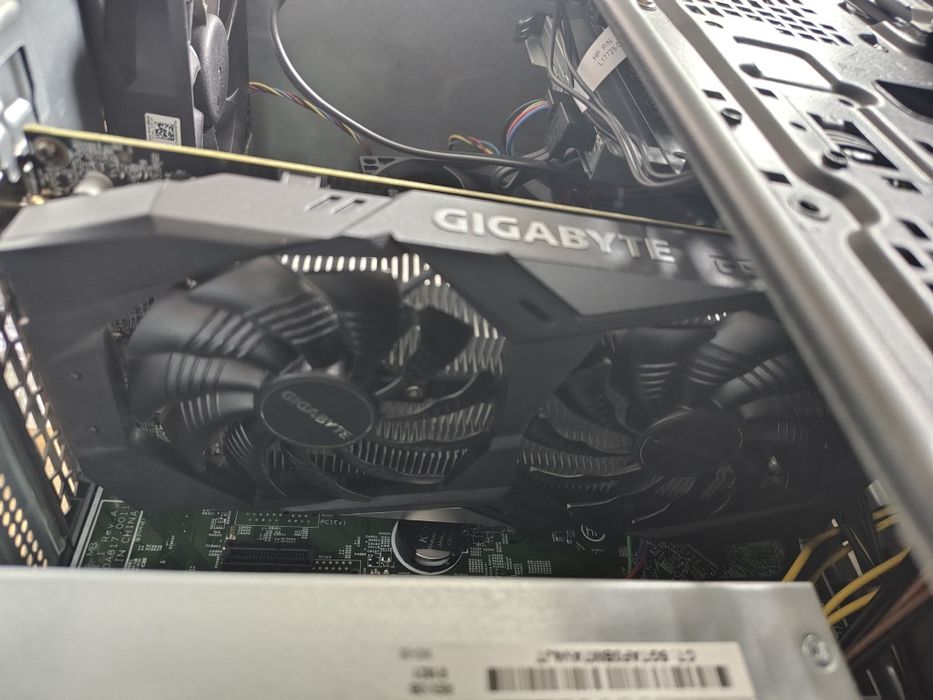 PC calculator gaming HP Intel i5 8400 GTX 1650