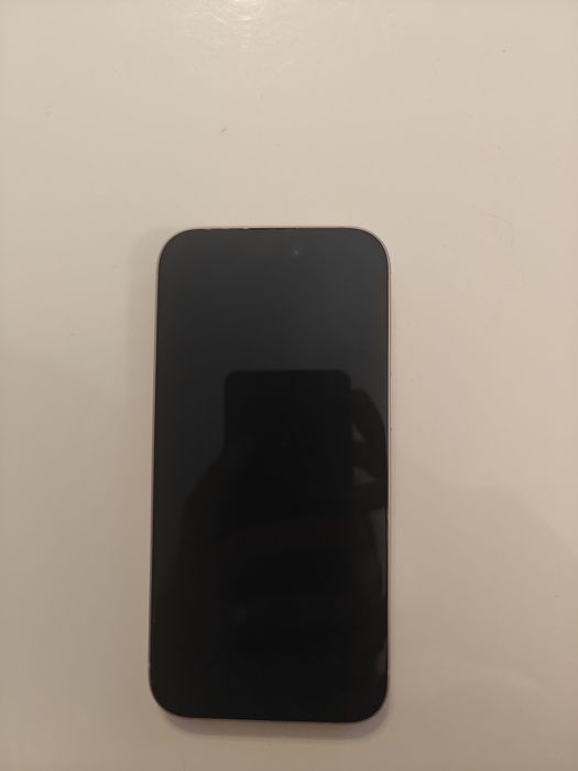iPhone 15 Roz 128 GB + huse cadou