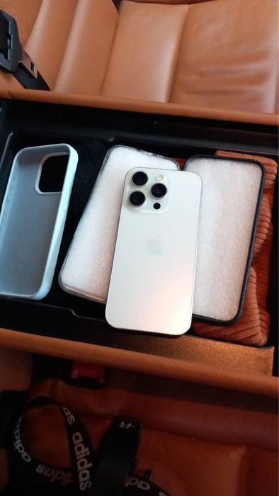 Iphone 15 pro impecabil 128 gb